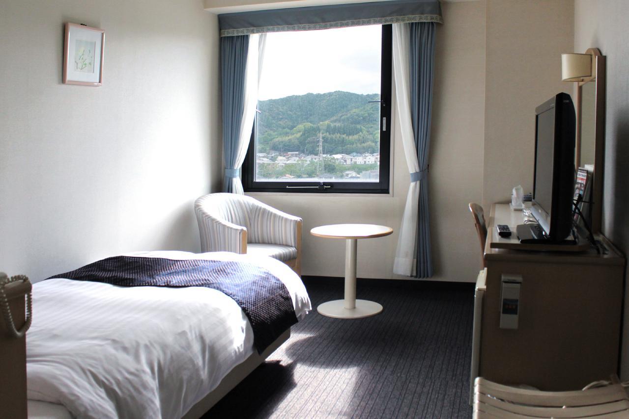 Hotel Verfort Hyuga Exterior foto